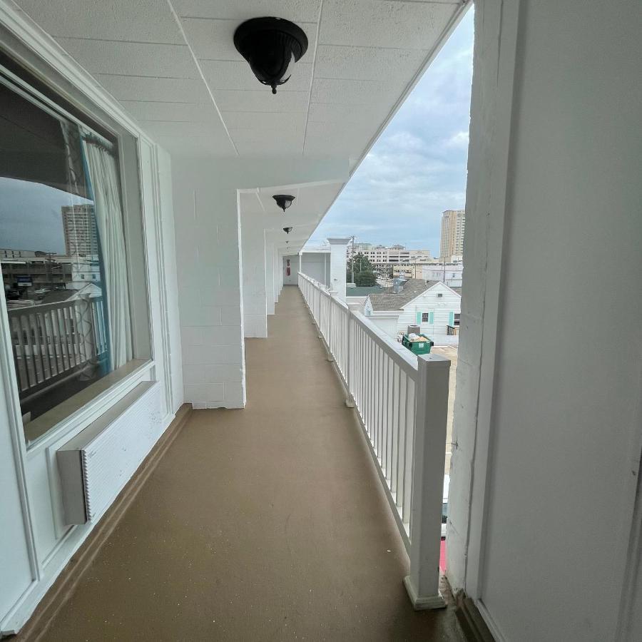 Oceans 2700 Hotel Virginia Beach Exterior foto